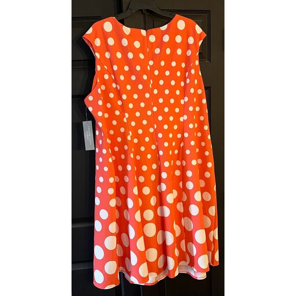 London Times Women's Cap Sleeve Fit and Flare-Elegant Summer Cocktail -24W - Picture 3 of 6